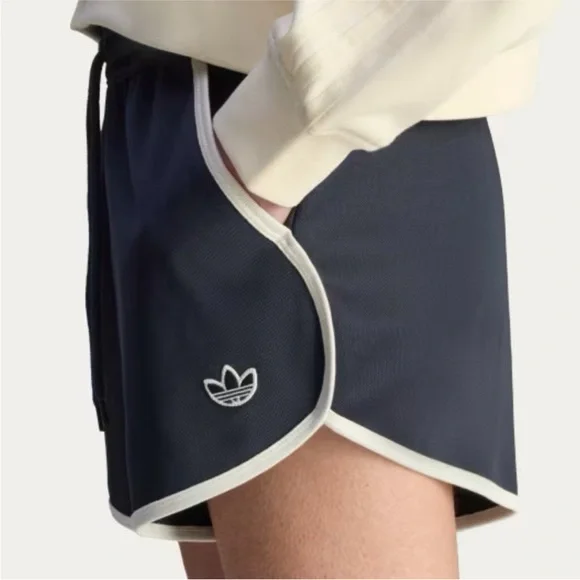 NWTS adidas x sporty and rich shorts in navy size small